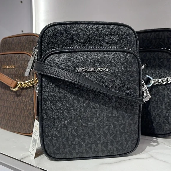 Michael Kors Jet Set Flight Crossbody Black NS - Picture 4 of 16